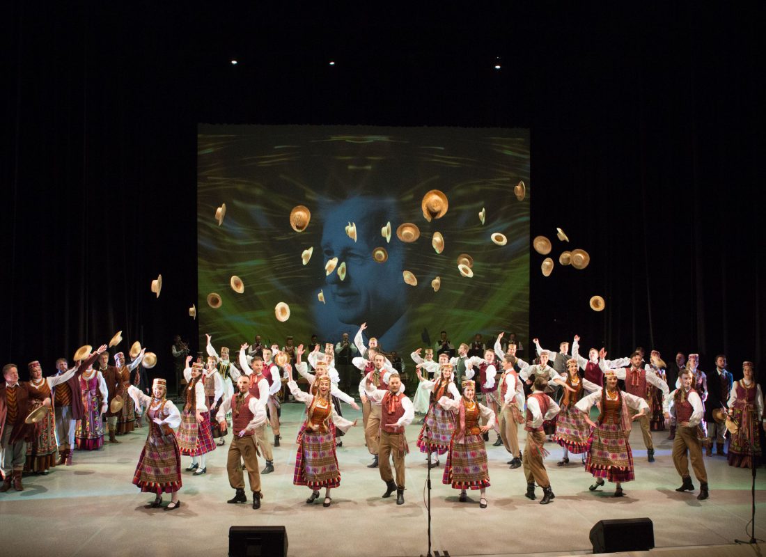 Ansamblis „Lietuva“ kviečia į jubiliejų didžiojoje scenoje