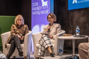 ansamblis-lietuva-kauno-knygu-muge-pazadinkim-milzinus-vadove-edita-klaunauskaite-barbara-stankevic